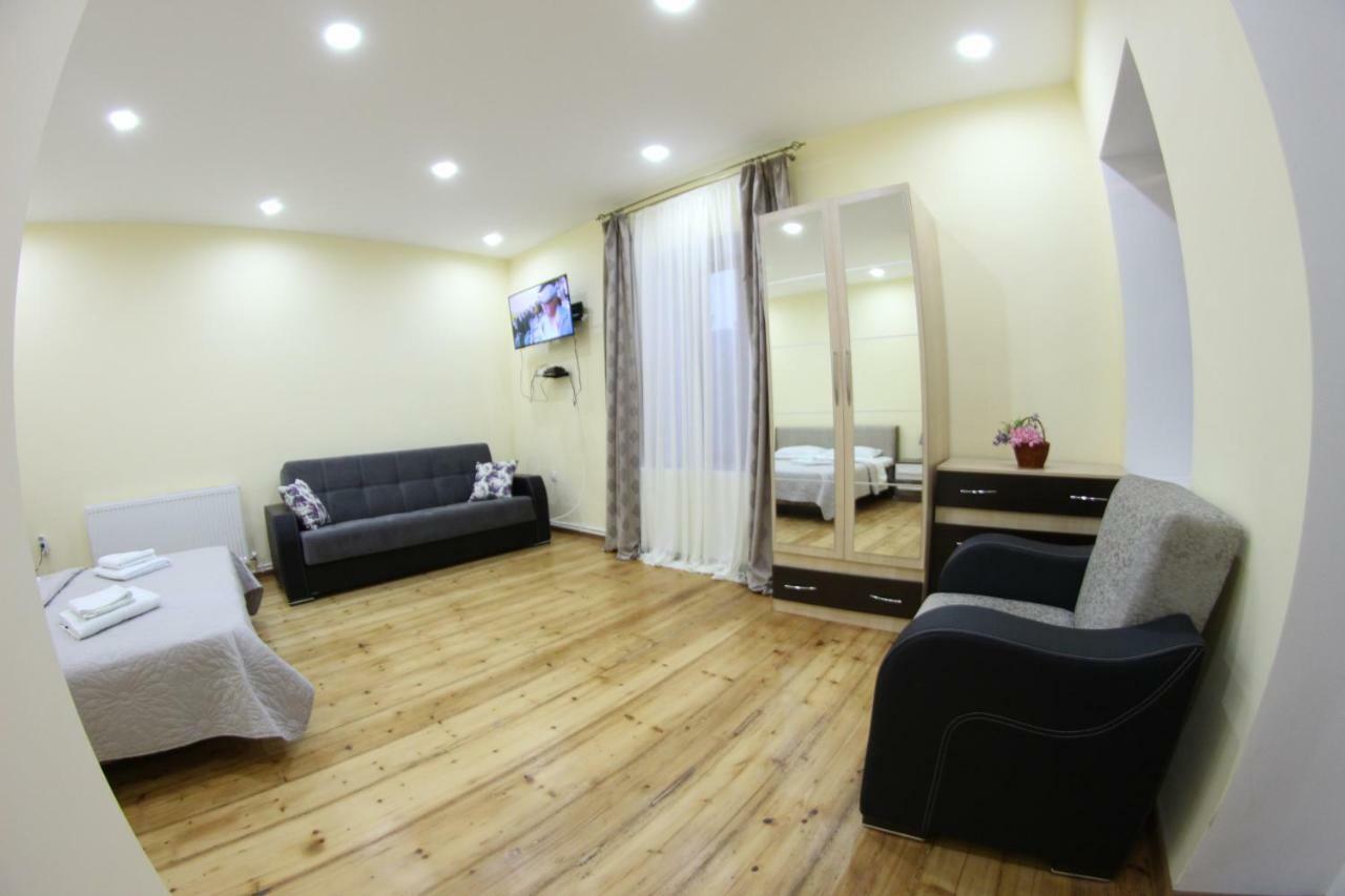 Old House Apartment With Garden Area Мцхета Экстерьер фото